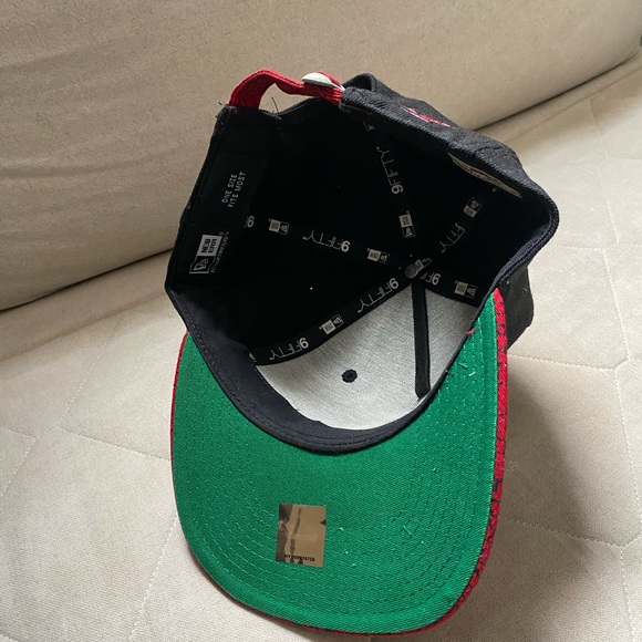 New Era Chicago Bulls Strap Back - Picture 2 of 3